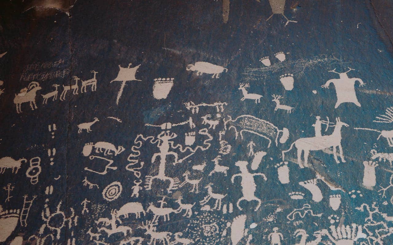 a history image shows history logic