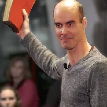 Ashley Strand, actor who recites the Book of Mark in his King Jame Live show