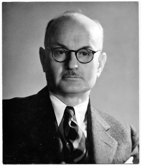 Edward Tolman the psychologist who coined the term cognitive maps