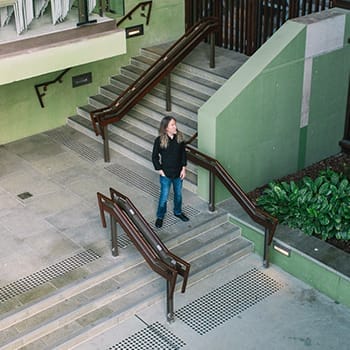 Memory Palace ideas feature image with Anthony Metivier in one of his Brisbane-based Palaces